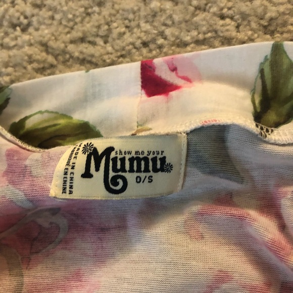 Floral Robe - Picture 2 of 2